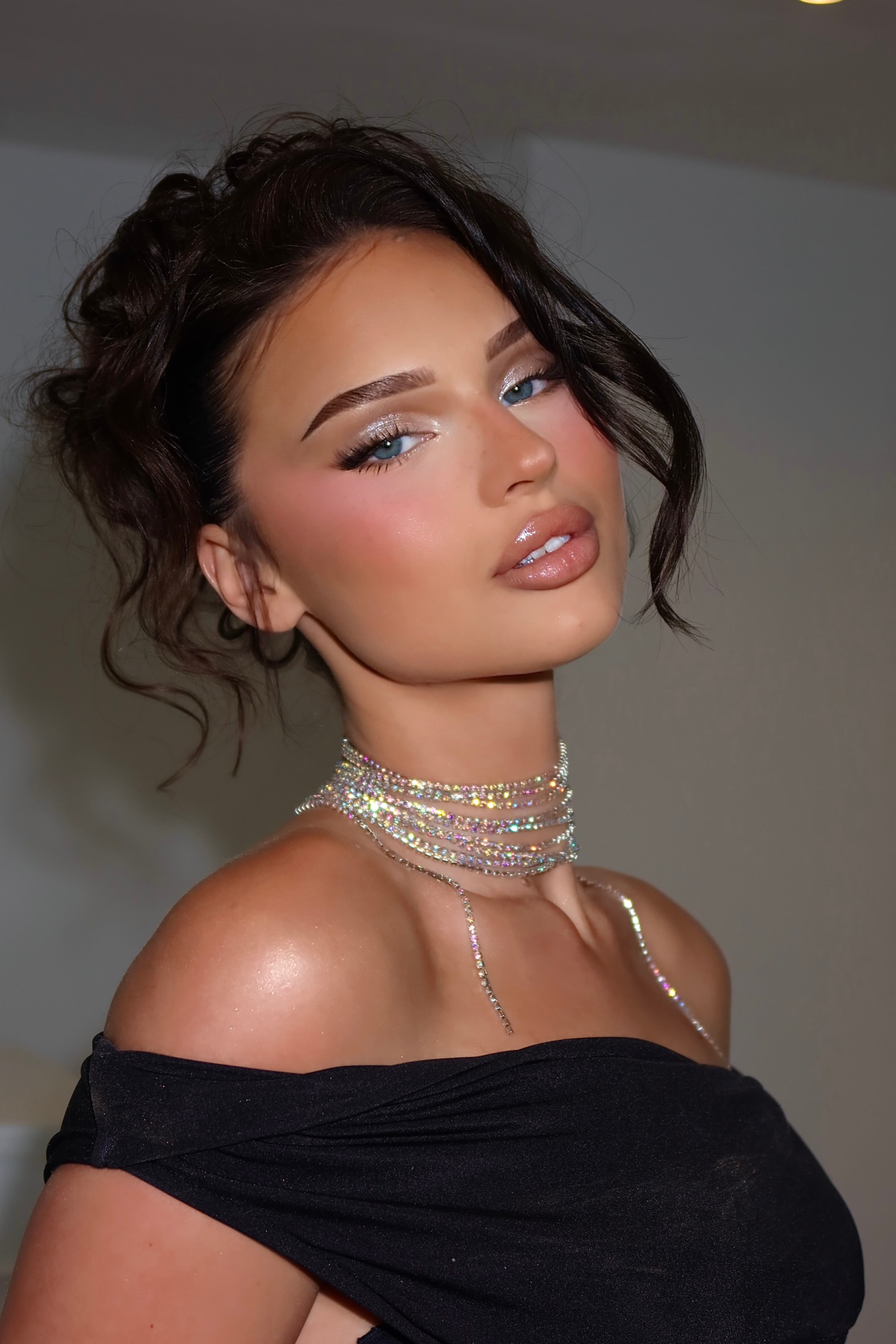 Soft glam matte